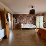 Large Ensuite Homestay szállás *