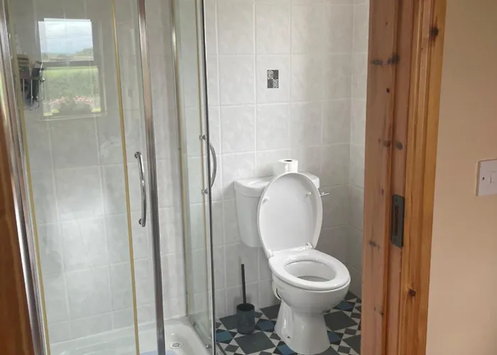 Large Ensuite Balnacart